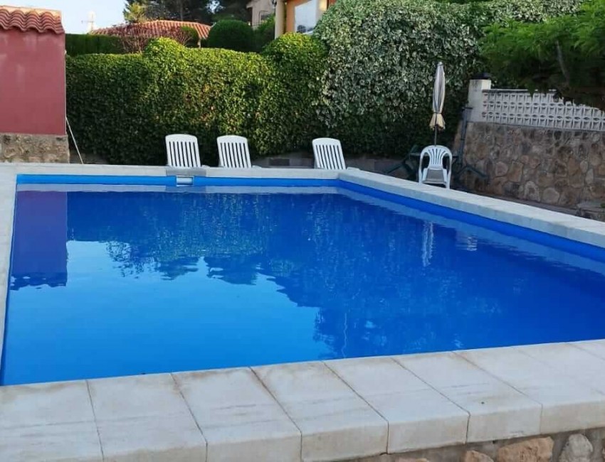 Venta · Villa / Chalet · Yecla