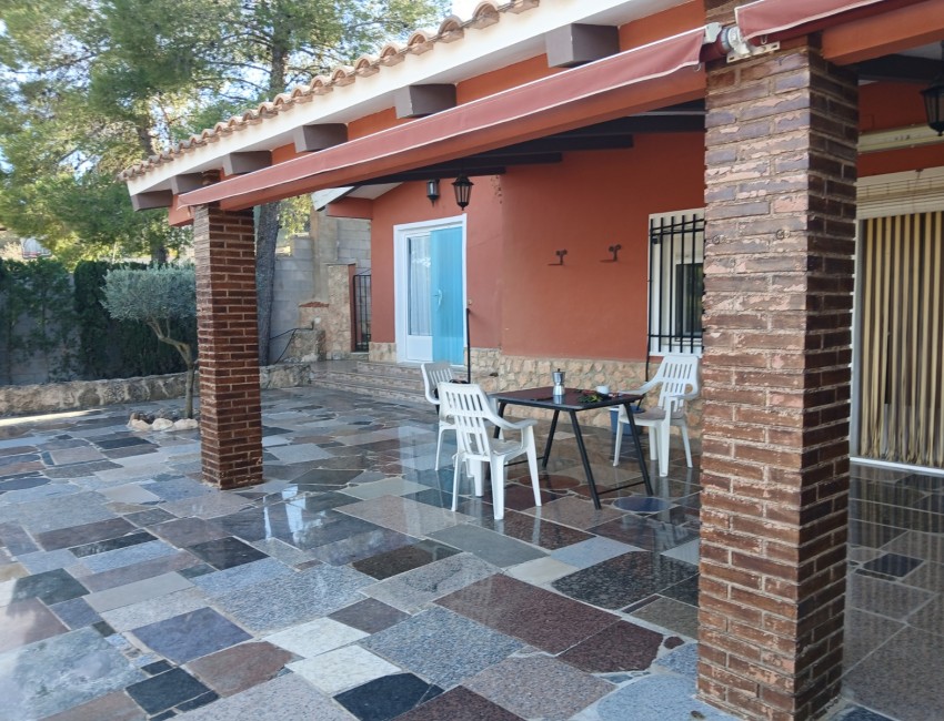 Venta · Villa / Chalet · Yecla