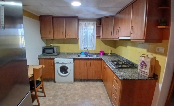 Venta · Villa / Chalet · Yecla