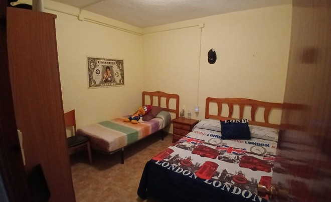 Venta · Villa / Chalet · Yecla