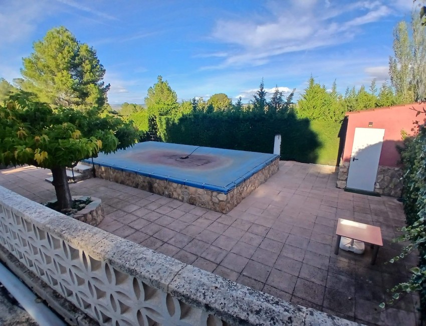 Venta · Villa / Chalet · Yecla