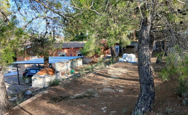 Venta · Villa / Chalet · Yecla