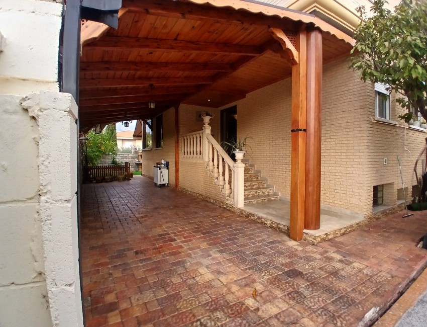 Venta · Bungalow / Adosado / Semiadosado · Elda