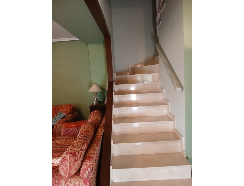 Venta · Bungalow / Adosado / Semiadosado · Elda