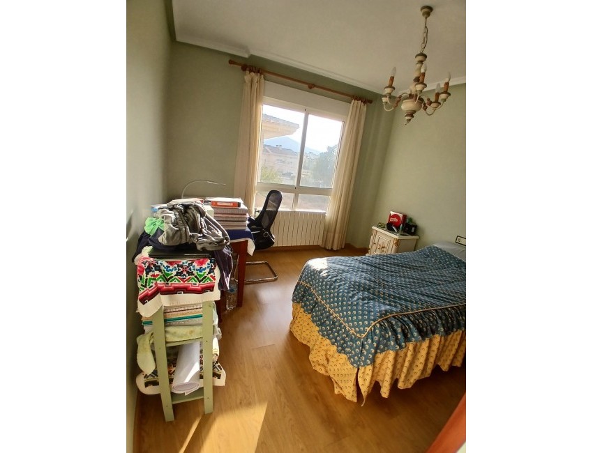 Venta · Bungalow / Adosado / Semiadosado · Elda