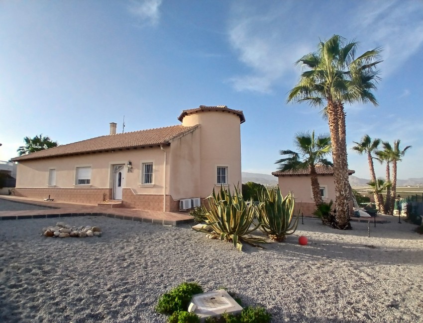 Venta · Villa / Chalet · Campos del Rio
