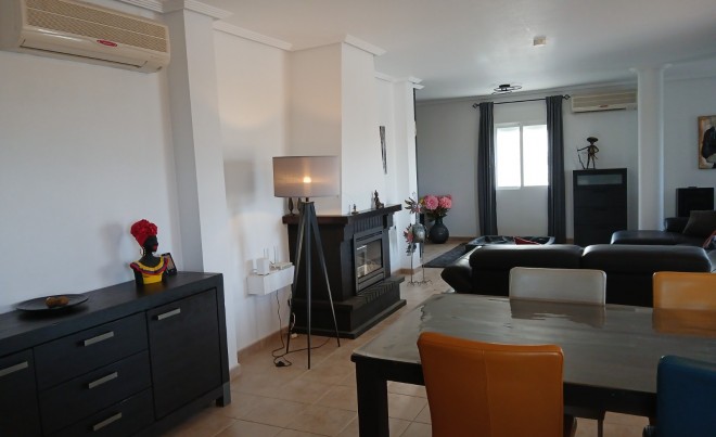 Venta · Villa / Chalet · Campos del Rio