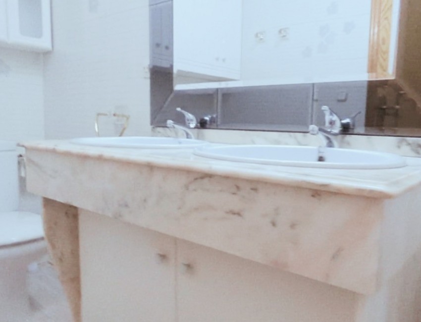 Revente · Penthouse · Yecla