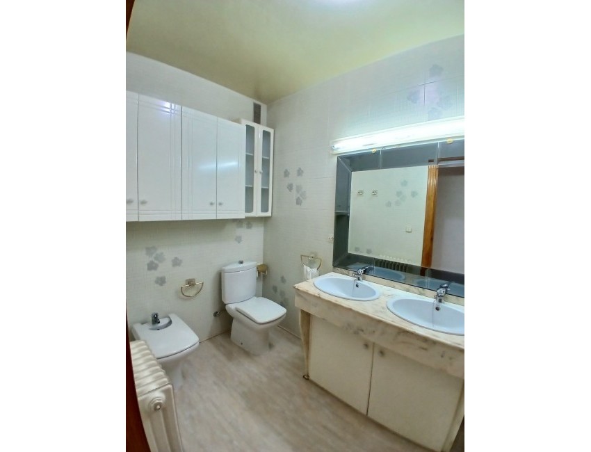 Revente · Penthouse · Yecla