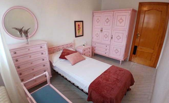 Revente · Penthouse · Yecla