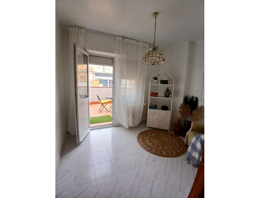 Revente · Penthouse · Yecla