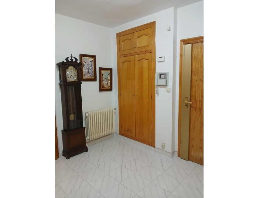 Revente · Penthouse · Yecla