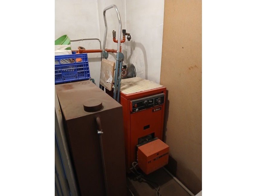 Revente · Penthouse · Yecla