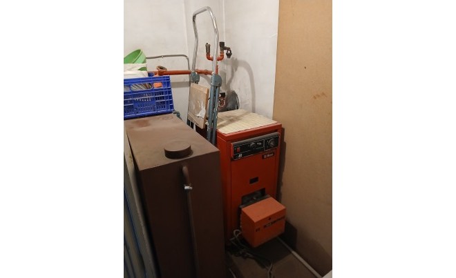 Revente · Penthouse · Yecla