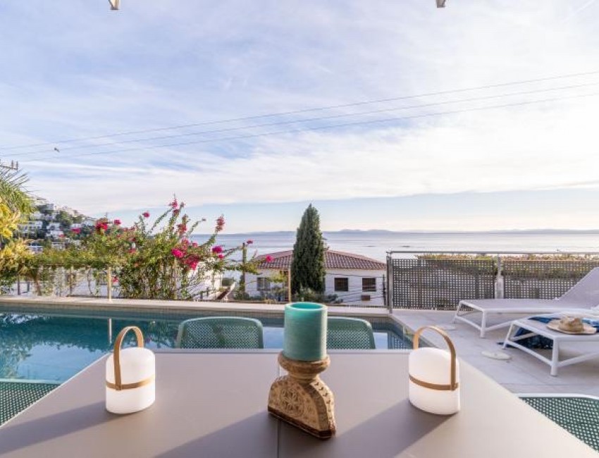 Revente · Villa · Canyelles