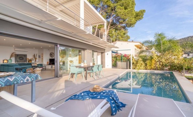 Revente · Villa · Canyelles