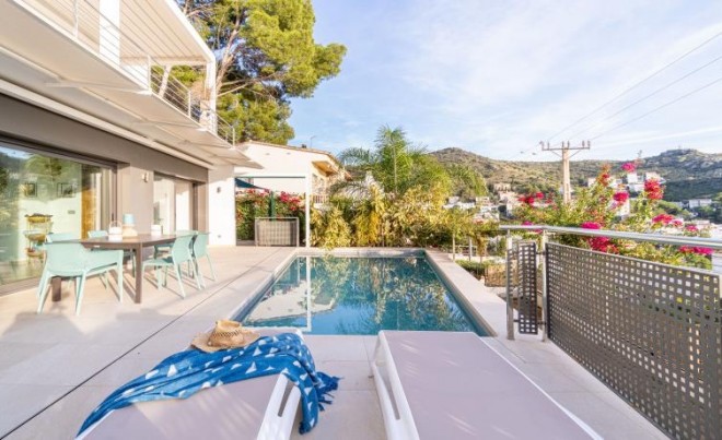 Revente · Villa · Canyelles