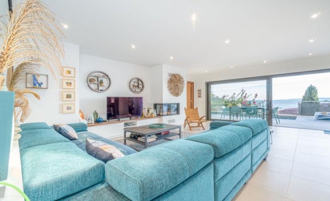 Revente · Villa · Canyelles