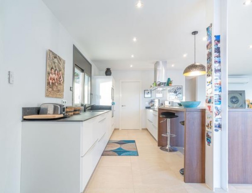 Revente · Villa · Canyelles