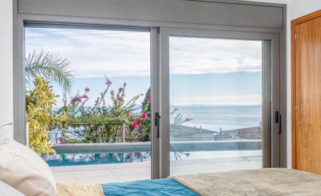 Revente · Villa · Canyelles