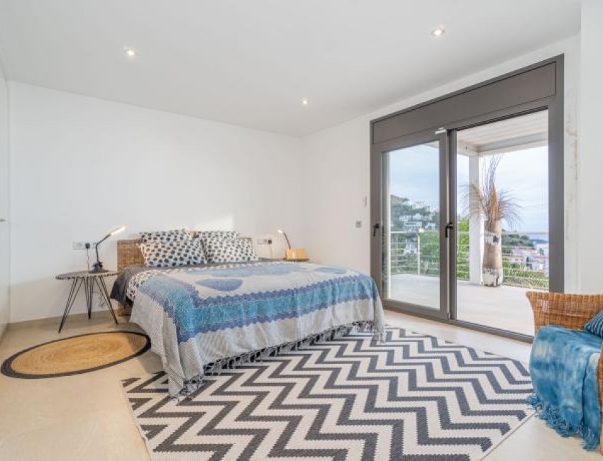 Revente · Villa · Canyelles