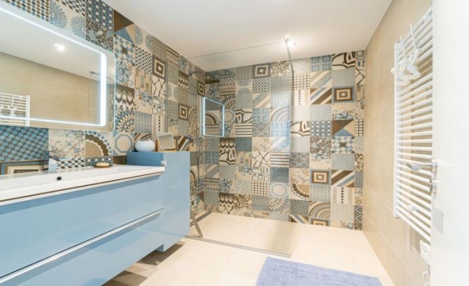 Revente · Villa · Canyelles