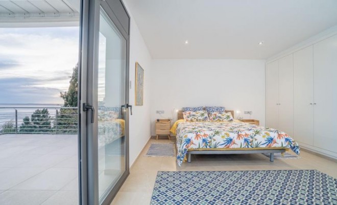 Revente · Villa · Canyelles