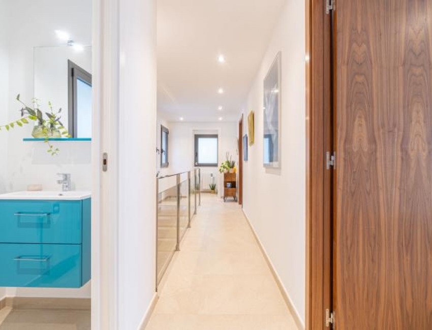 Revente · Villa · Canyelles