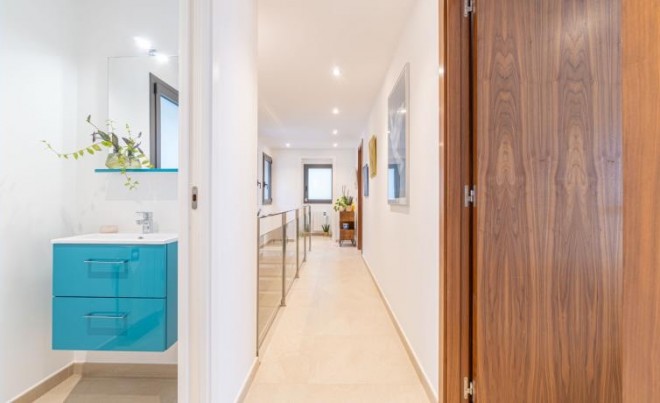 Revente · Villa · Canyelles