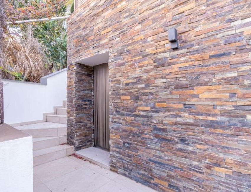 Revente · Villa · Canyelles