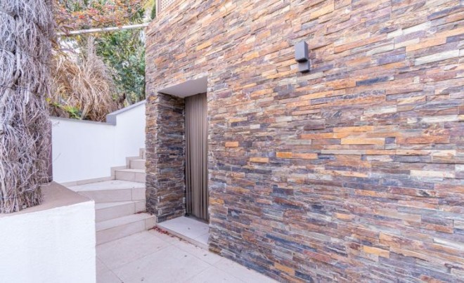 Revente · Villa · Canyelles