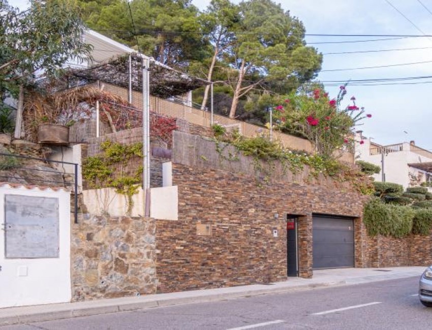 Revente · Villa · Canyelles