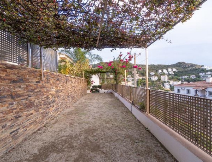 Revente · Villa · Canyelles