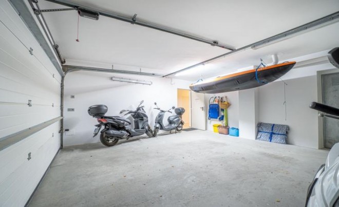 Revente · Villa · Canyelles