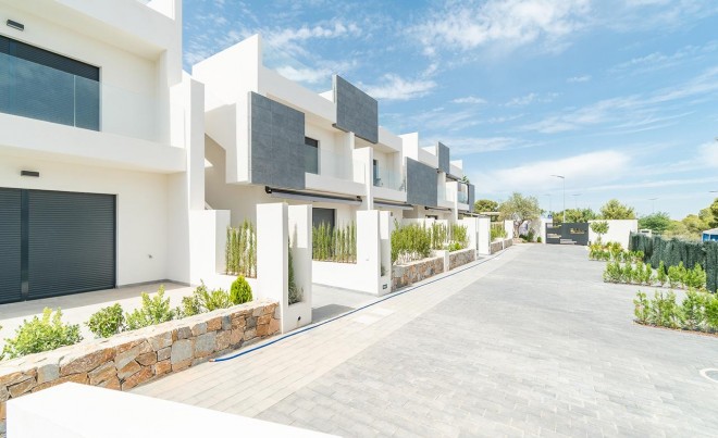 Nouvelle construction · Bungalow / Maison de Ville · Torrevieja · Lago Jardín II