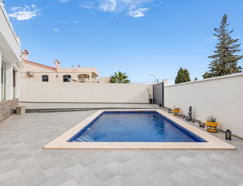 Venta · Villa / Chalet · Ciudad Quesada