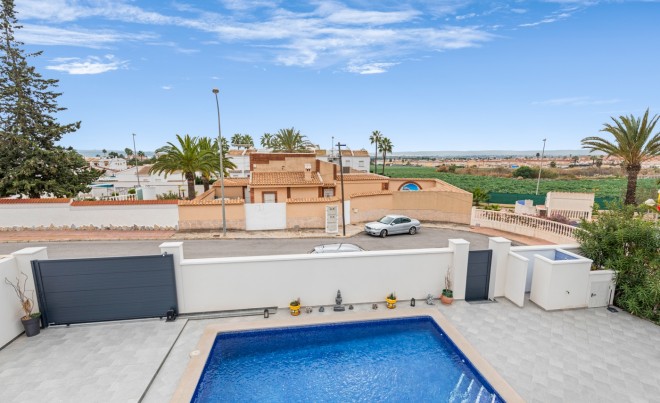 Venta · Villa / Chalet · Ciudad Quesada