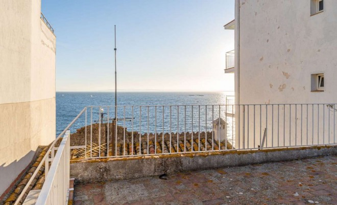 Revente · Bungalow / Maison de Ville · Roses