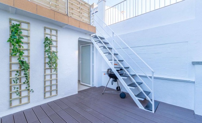 Revente · Bungalow / Maison de Ville · Roses