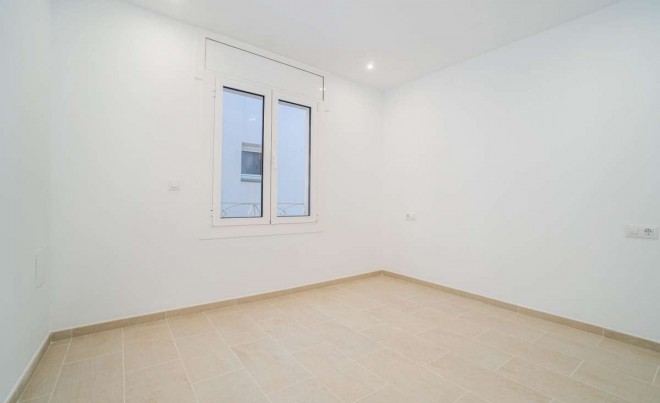 Revente · Bungalow / Maison de Ville · Roses