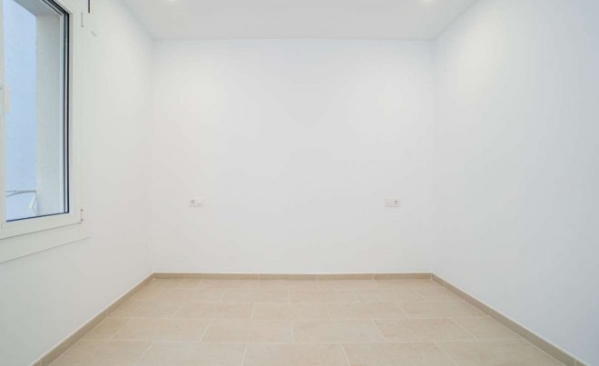 Revente · Bungalow / Maison de Ville · Roses