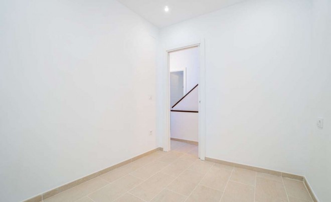 Revente · Bungalow / Maison de Ville · Roses