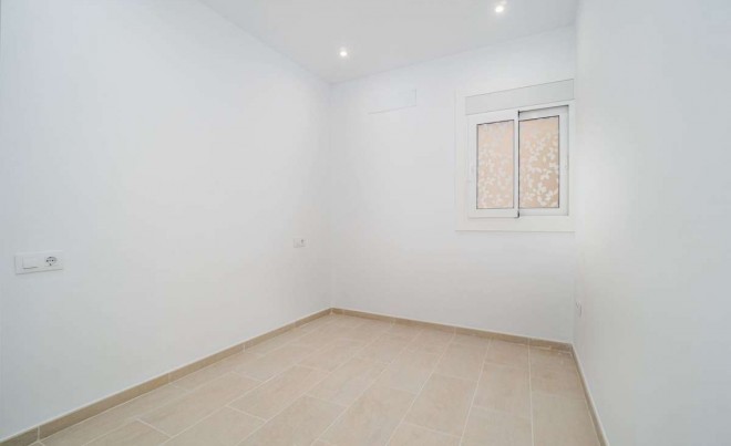 Revente · Bungalow / Maison de Ville · Roses