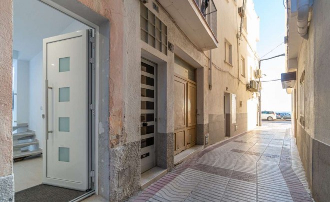 Revente · Bungalow / Maison de Ville · Roses