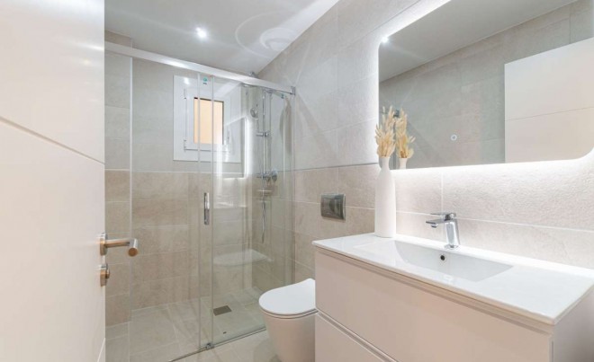 Revente · Bungalow / Maison de Ville · Roses