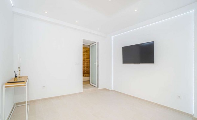 Revente · Bungalow / Maison de Ville · Roses