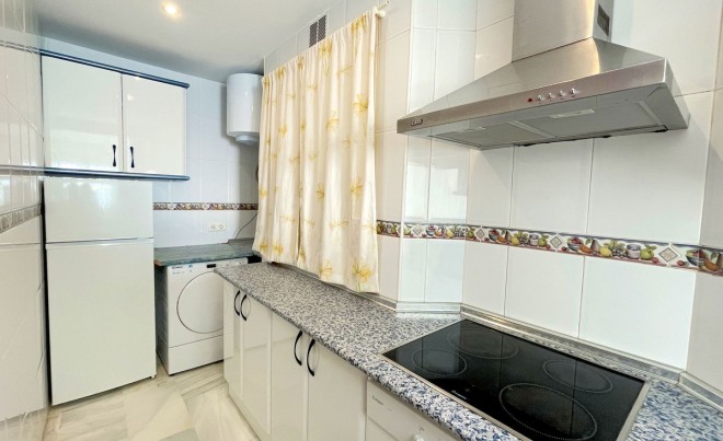 Revente · Appartement · San Luis de Sabinillas · Costa del Sol