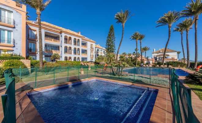 Sale · Apartment / Flat · Casares · Costa del Sol