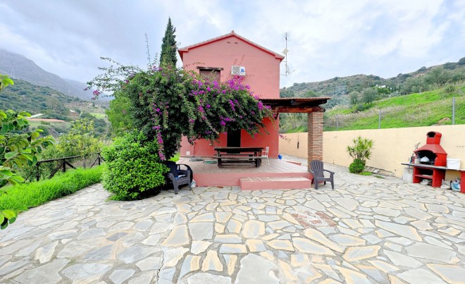 Venta · Villa / Chalet · Estepona · Costa del Sol