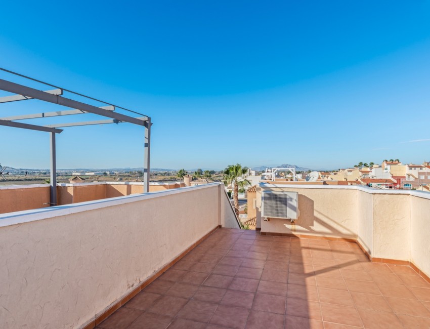 Venta · Bungalow / Adosado / Semiadosado · San Fulgencio · Urb. La Marina